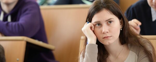 Студенты на лекции в вузе - Sputnik Ўзбекистон