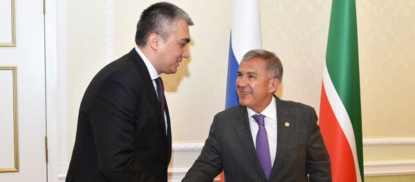 Глава Татарстана Рустам Минниханов принял посла Узбекистана в РФ Ботиржона Асадова - Sputnik Узбекистан
