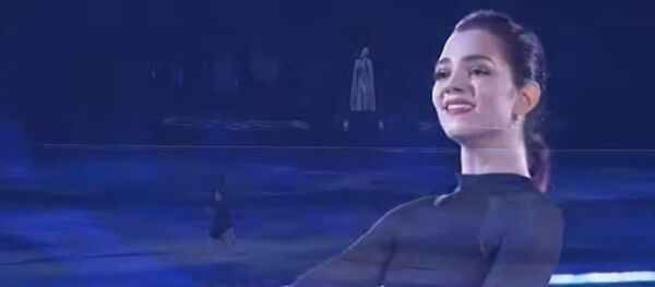 Евгения Медведева представила новый показательный номер – видео Евгения Медведева представила новый показательный номер – видео - Sputnik Узбекистан