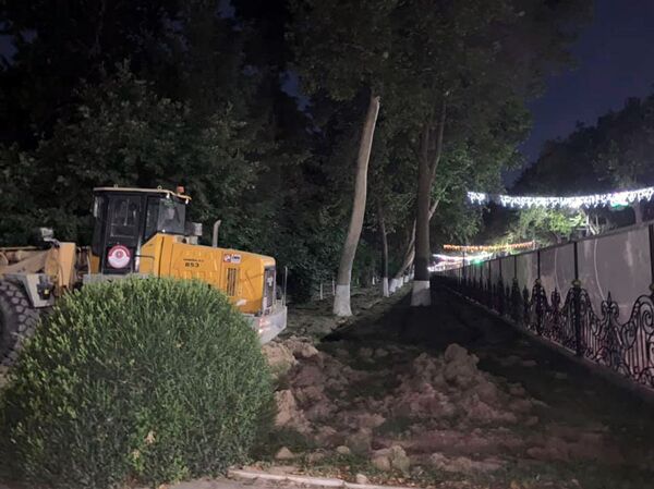 В Самарканде обсудят спорный проект благоустройства центрального бульвара В Самарканде обсудят спорный проект благоустройства центрального бульвара - Sputnik Узбекистан