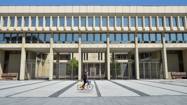 Здание высшего законодательного органа Литвы - Сейм Литовской Республики в Вильнюсе.  - Sputnik Узбекистан