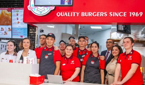В Ташкенте открылся знаменитый фаст-фуд Wendy's - Sputnik Узбекистан