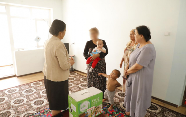 Возвращенной из Сирии женщине подарили квартиру - Sputnik Ўзбекистон