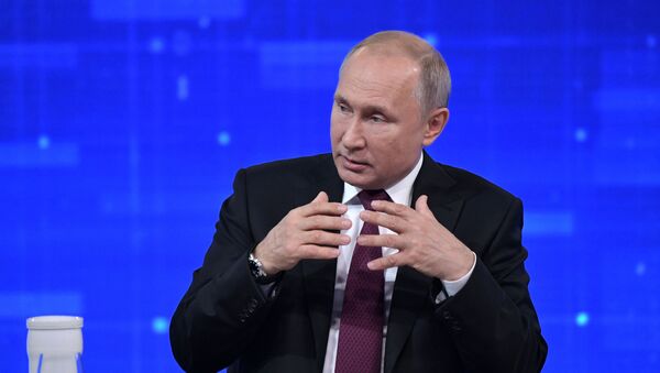 Прямая линия с президентом РФ Владимиром Путиным - Sputnik Узбекистан