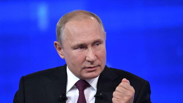 Прямая линия с президентом РФ Владимиром Путиным - Sputnik Ўзбекистон