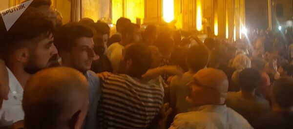 Митинг перед парламентом Грузии - Sputnik Узбекистан