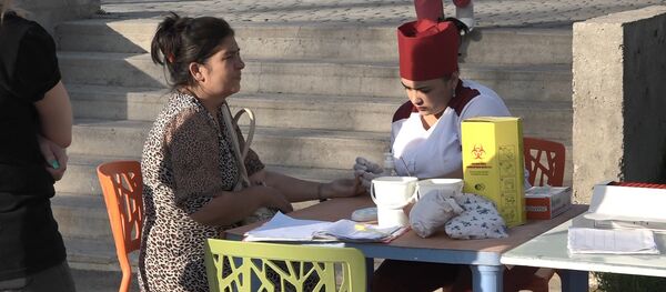 Благотворительная акция по сдаче крови в Ташкенте Благотворительная акция по сдаче крови в Ташкенте - Sputnik Узбекистан