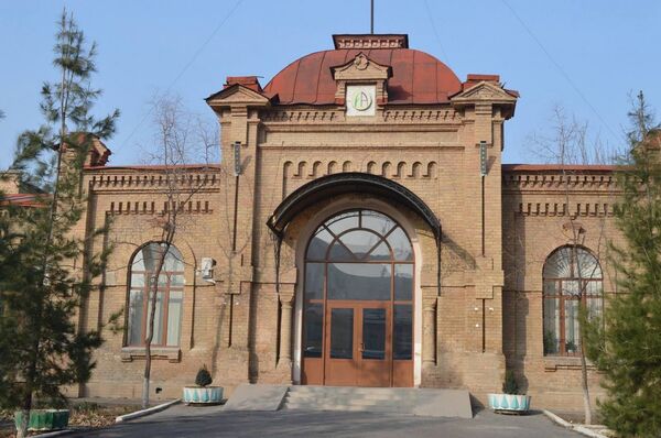 Бульдозерлар остида қолган маданий меърос – ОАВ - Sputnik Ўзбекистон