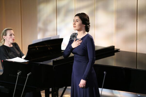 Чайковский танловида ўзбекистонлик опера ижрочилари ҳам иштирок этмоқда Чайковский танловида ўзбекистонлик опера ижрочилари ҳам иштирок этмоқда - Sputnik Ўзбекистон