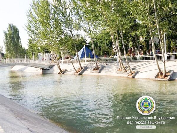 В Ташкенте парень бросился в канал за тонущей девушкой - Sputnik Узбекистан