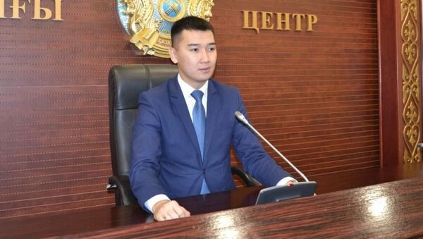 МВД Казахстана: взрывы продолжаются, спасатели не могут потушить пожар - Sputnik Узбекистан