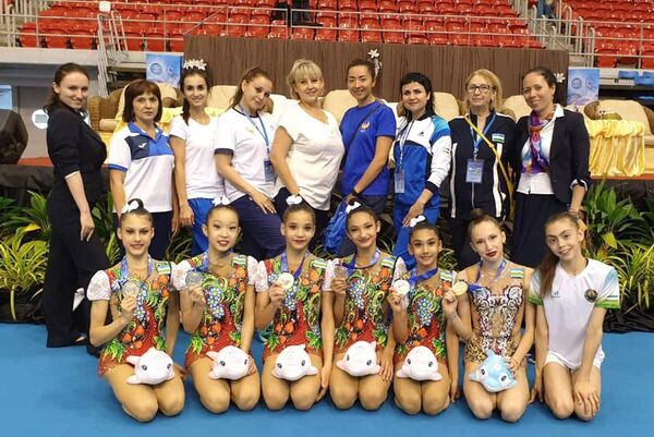 ЧА-2019 по художественной гимнастике: сколько медалей завоевали узбекистанки ЧА-2019 по художественной гимнастике: сколько медалей завоевали узбекистанки - Sputnik Узбекистан