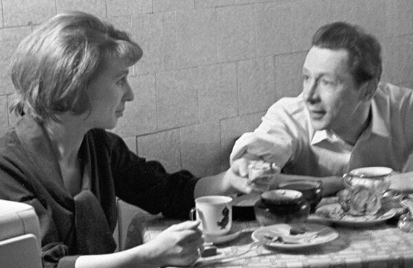 Умерла актриса Алла Покровская – вдова Олега Ефремова - Sputnik Узбекистан