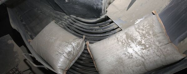 Линия по производству цемента Линия по производству цемента - Sputnik Ўзбекистон