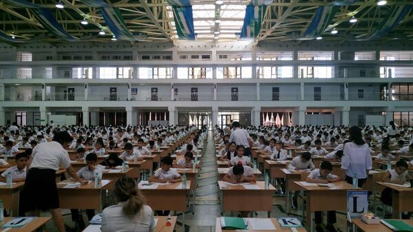 Президент мактабларида имтиҳонлар бошланди. Конкурс: 1 ўринга - 47 киши Президент мактабларида имтиҳонлар бошланди. Конкурс: 1 ўринга - 47 киши - Sputnik Ўзбекистон