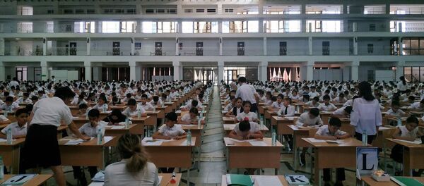 Начались вступительные экзамены в президентские школы Начались вступительные экзамены в президентские школы - Sputnik Узбекистан