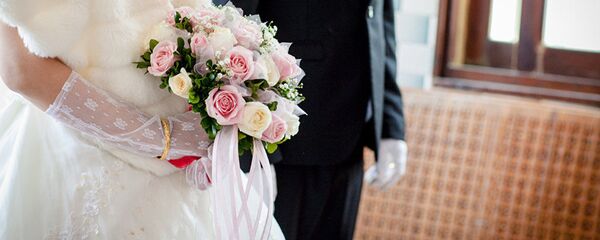 Jenix i nevesta na brakosochetanii - Sputnik O‘zbekiston