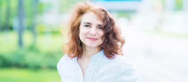 Ведущий научный сотрудник из Института социального анализа и прогнозирования РАНХиГ Юлия Флоринская - Sputnik Ўзбекистон