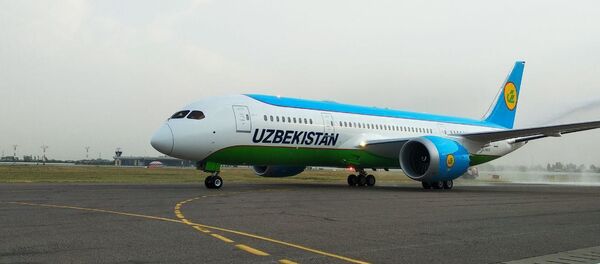 Uzbekskie avialinii poluchili patiy Boeing 787-8 Dreamliner - Sputnik O‘zbekiston
