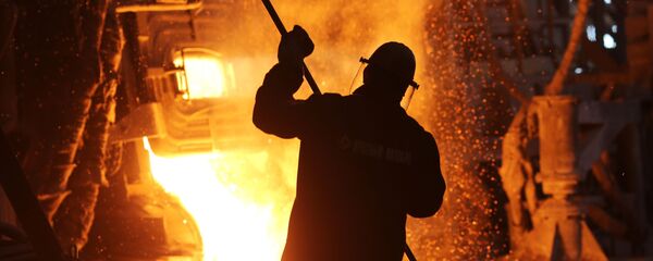 Металлургический завод Красный Октябрь в Волгограде Металлургический завод Красный Октябрь в Волгограде - Sputnik Ўзбекистон