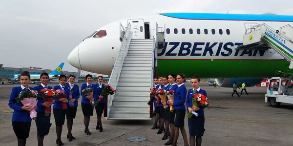 UzAirways ввела в эксплуатацию пятый Boeing 787 Dreamliner - Sputnik Узбекистан