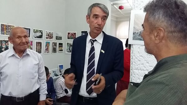 Два языка – один народ: в Бухаре проходит выставка таджикского фотографа - Sputnik Узбекистан