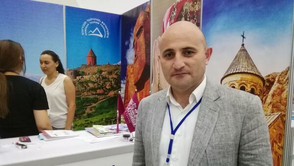 Президент Федерации туризма Армении Мехак Апресян - Sputnik Ўзбекистон