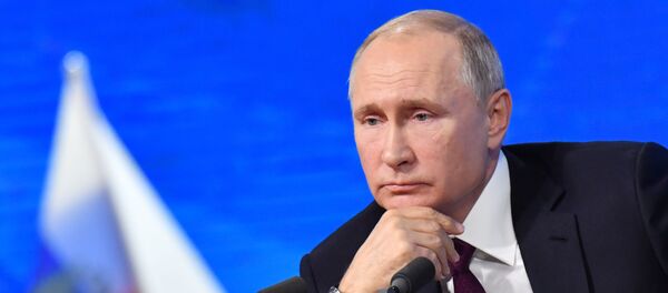 Президент России Владимир Путин Президент России Владимир Путин - Sputnik Ўзбекистон