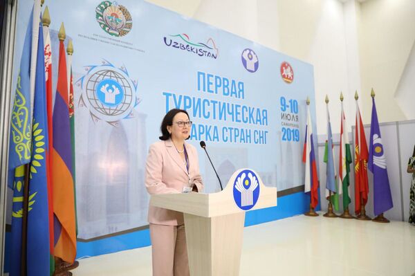 Все для туризма: предложены проекты визы Шелковый путь и Визы СНГ Все для туризма: предложены проекты визы Шелковый путь и Визы СНГ - Sputnik Узбекистан