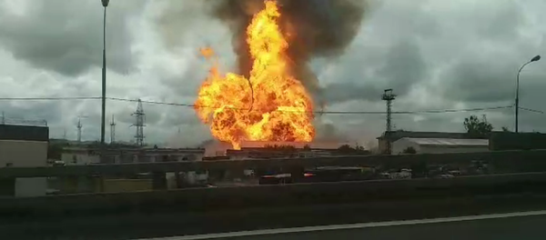 Страшный пожар на ТЭЦ в подмосковных Мытищах - видео - Sputnik Узбекистан