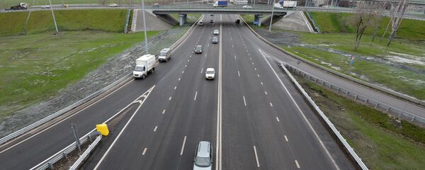 Автомобил магистрали Автомобил магистрали - Sputnik Ўзбекистон