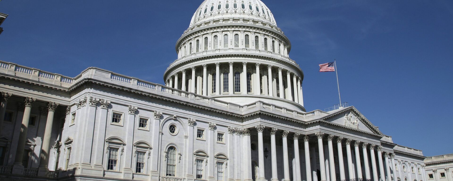 Капитолий (United States Capitol) на Капитолийском холме в Вашингтоне - Sputnik Узбекистан, 1920, 20.03.2021