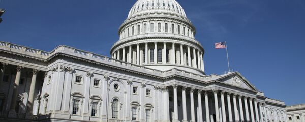 Капитолий (United States Capitol) на Капитолийском холме в Вашингтоне - Sputnik Ўзбекистон