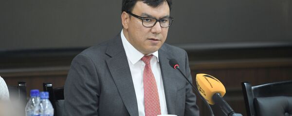 Азиз Абдухакимов Азиз Абдухакимов - Sputnik Узбекистан