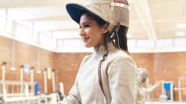 Мексиканская фехтовальщица выступает на чемпионате мира за Узбекистан - Sputnik Узбекистан