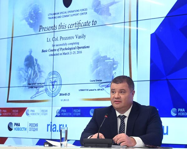 Как уйти из библиотеки Как уйти из библиотеки - Sputnik Узбекистан