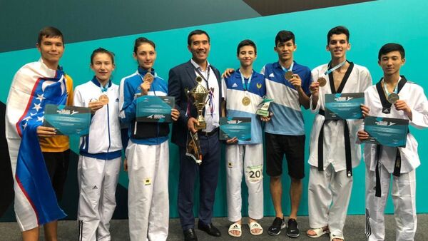 Узбекистанские тэквондисты завоевали золотые медали на чемпионате Азии - Sputnik Ўзбекистон