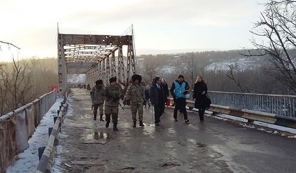 Как уйти из библиотеки — 4 - Sputnik Узбекистан