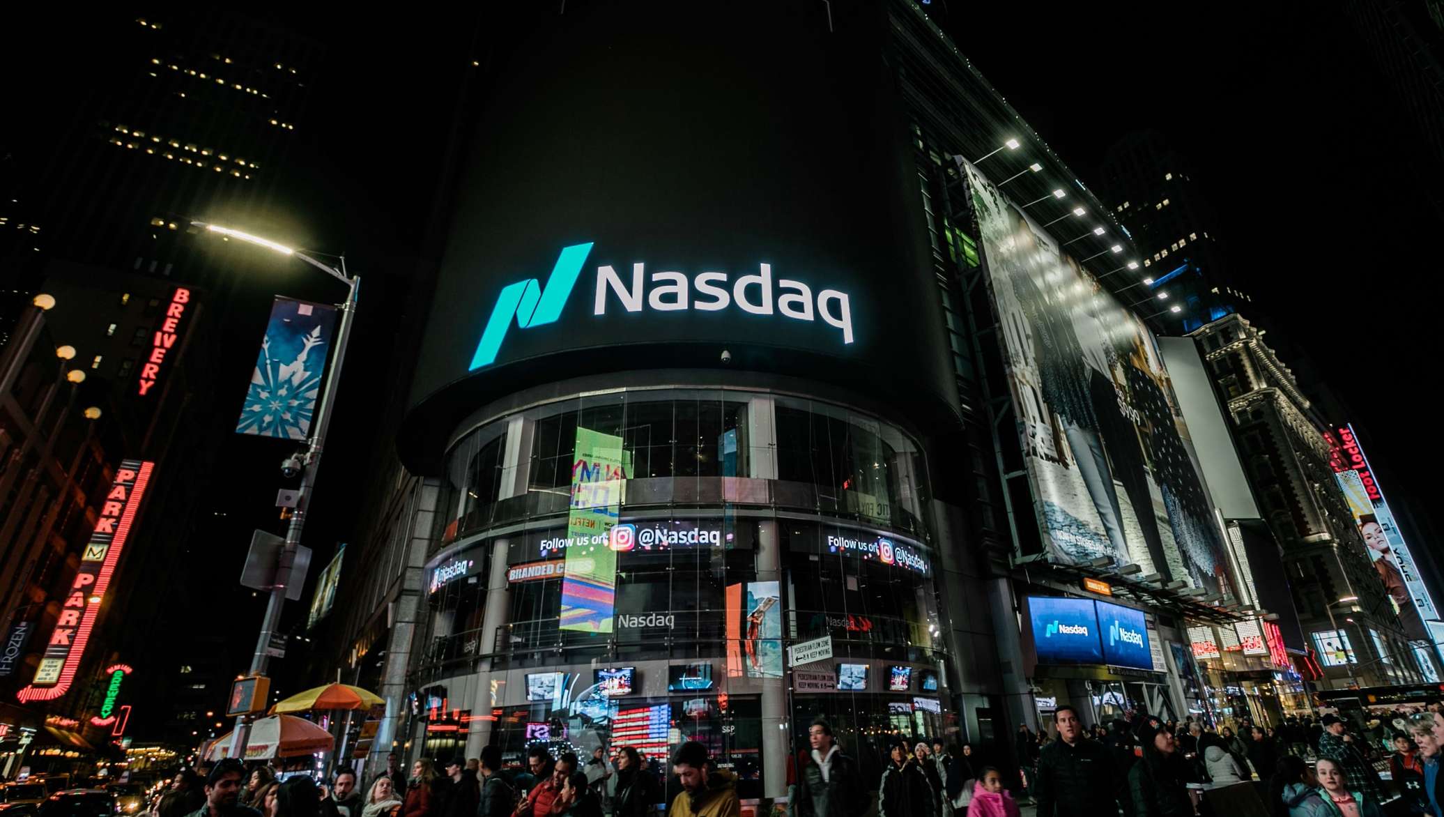 Vertex Material Targets 2027 Nasdaq Debut with $7 Billion Valuation