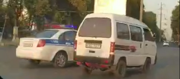 Ташкентский форсаж: Дамасу удалось скрыться от машины ДПС - видео Ташкентский форсаж: Дамасу удалось скрыться от машины ДПС - видео - Sputnik Ўзбекистон