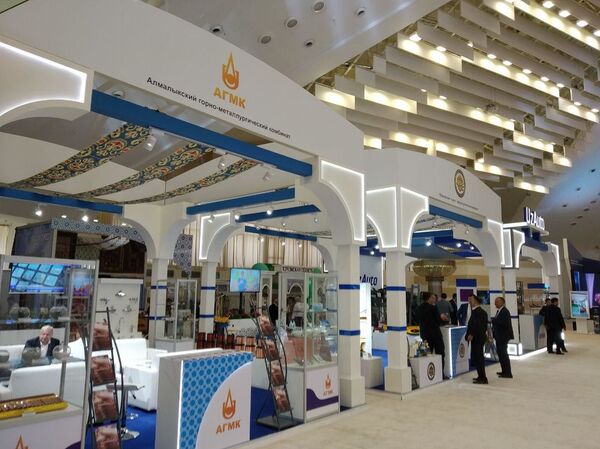 В Минске стартовала выставка Сделано в Узбекистане В Минске стартовала выставка Сделано в Узбекистане - Sputnik Узбекистан