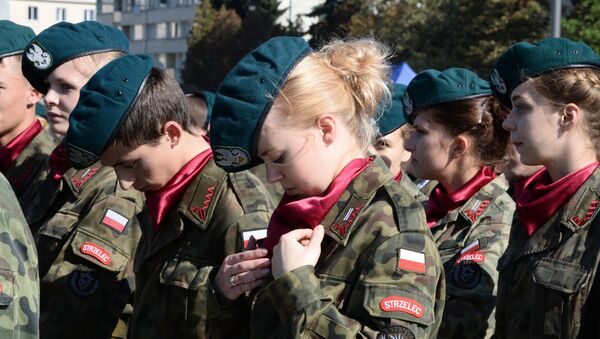 Кадеты во время мемориальных мероприятий в Варшаве - Sputnik Узбекистан