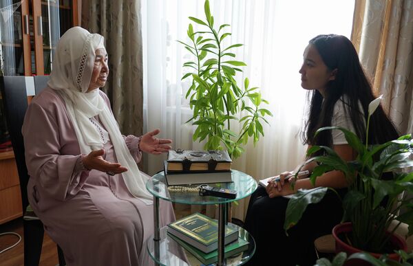 Жара, смирение и равенство: паломница из Казахстана рассказала правду о хадже Жара, смирение и равенство: паломница из Казахстана рассказала правду о хадже - Sputnik Узбекистан