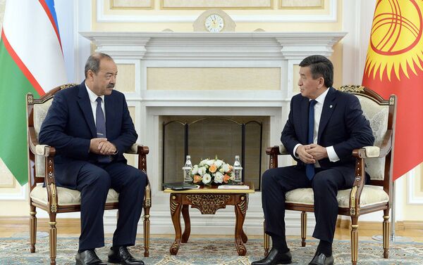 Premyer-ministr Uzbekistana Abdulla Aripov vstretilsya s prezidentom Kirgizstana Sooronbayem Jeenbekovim - Sputnik O‘zbekiston
