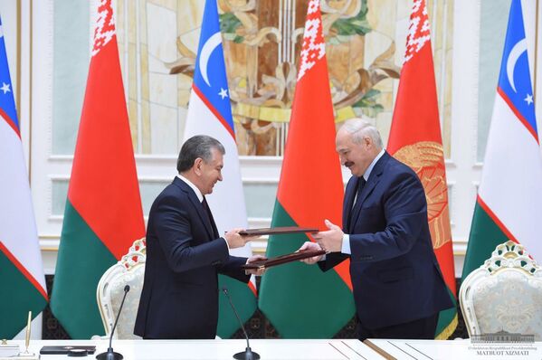 Визит президента Узбекистана Шавката Мирзиёева в республику Беларусь - Sputnik Узбекистан