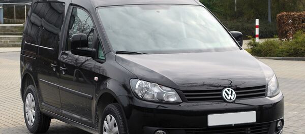 Автомобиль Volkswagen Caddy Автомобиль Volkswagen Caddy - Sputnik Ўзбекистон