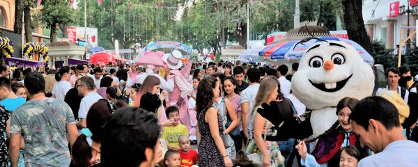 V Tashkente proxodit festival morojenogo V Tashkente proxodit festival morojenogo - Sputnik O‘zbekiston