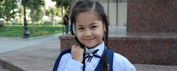 Школьная форма Школьная форма - Sputnik Ўзбекистон