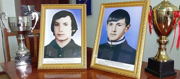 Фотографии игроков ФК Пахтакор-79 Владимира Сабирова и Равиля Агишева Фотографии игроков ФК Пахтакор-79 Владимира Сабирова и Равиля Агишева - Sputnik Узбекистан