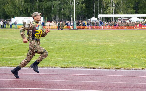 Подполковник Джураев: на АрМИ-2019 Узбекистан приехал за первым местом Подполковник Джураев: на АрМИ-2019 Узбекистан приехал за первым местом - Sputnik Узбекистан